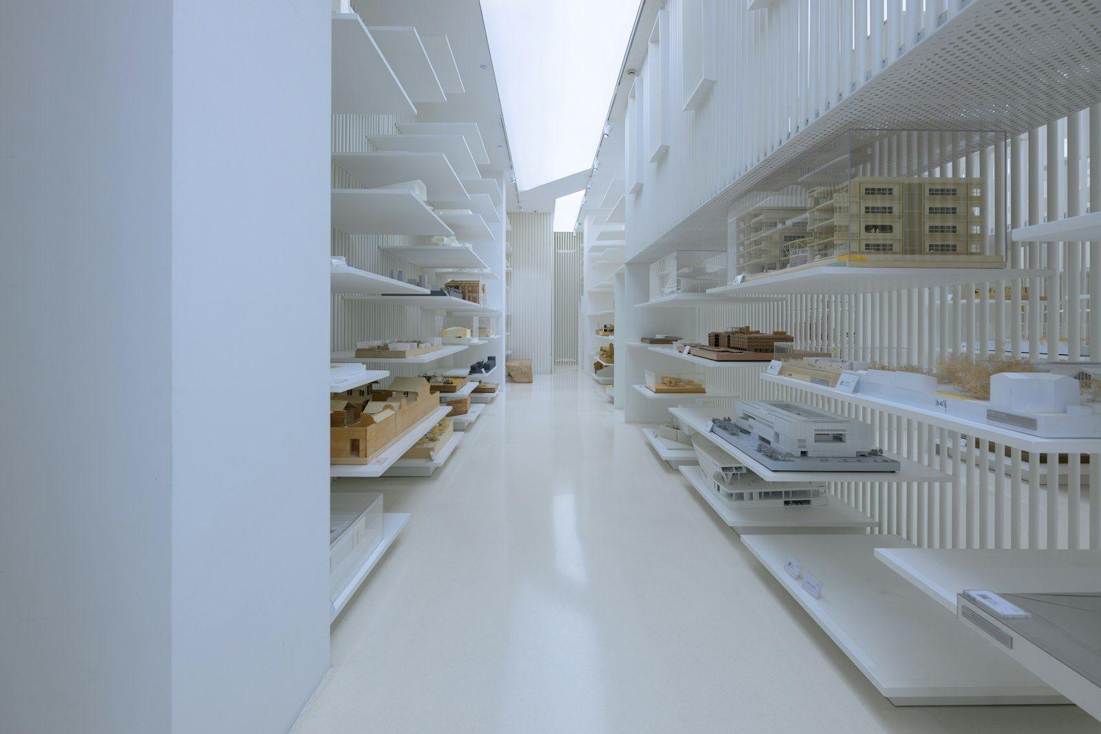 Ground-Floor Retail Lot, Mont Kiara Podium — view 4 of 5