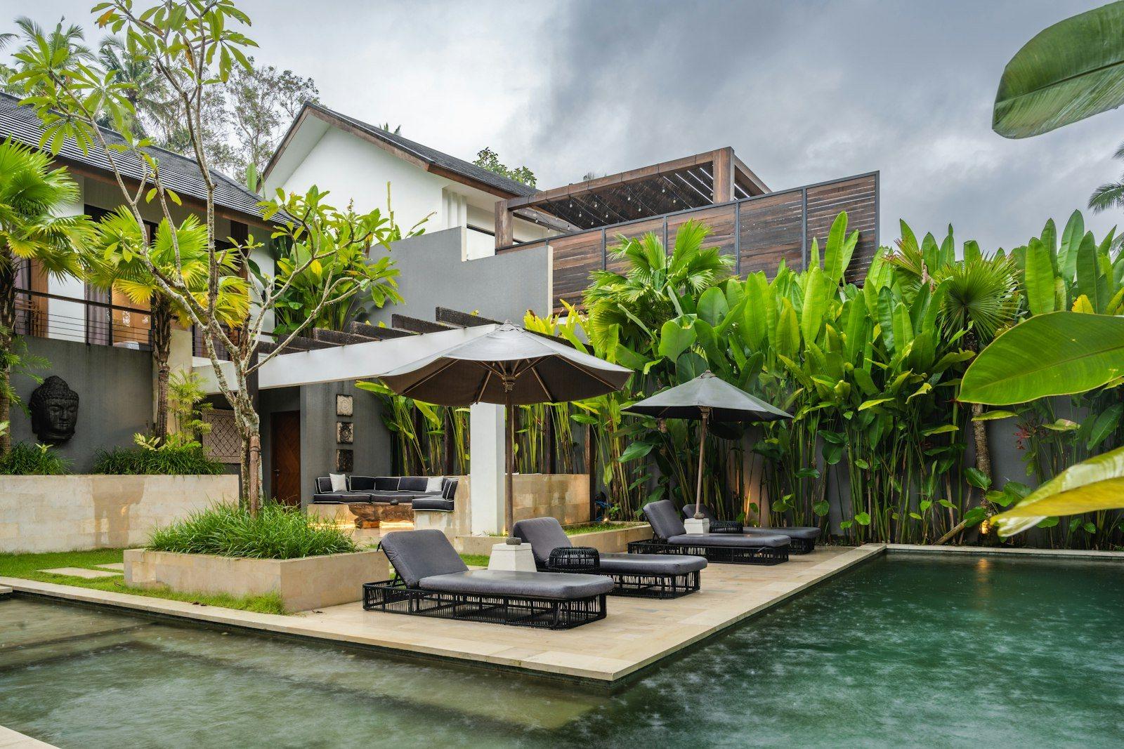 Bungalow with Pool, Kenny Hills